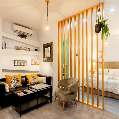 Estudio En Pleno Centro De Sevilla By Msholidays Buitenkant foto